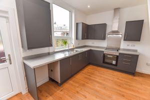 Kitchen- click for photo gallery